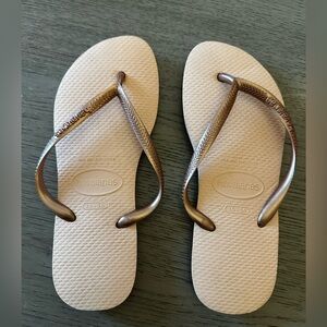 Havaianas Slim Flip Flop Pink Women’s Size 6 NWOT